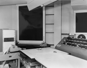 Gargamelle film scanning table